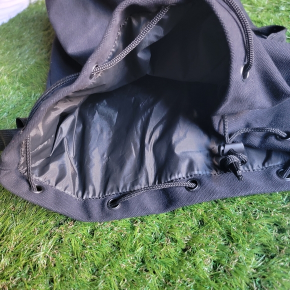 Mack Weldon Canvas Bag - Picture 4 of 6